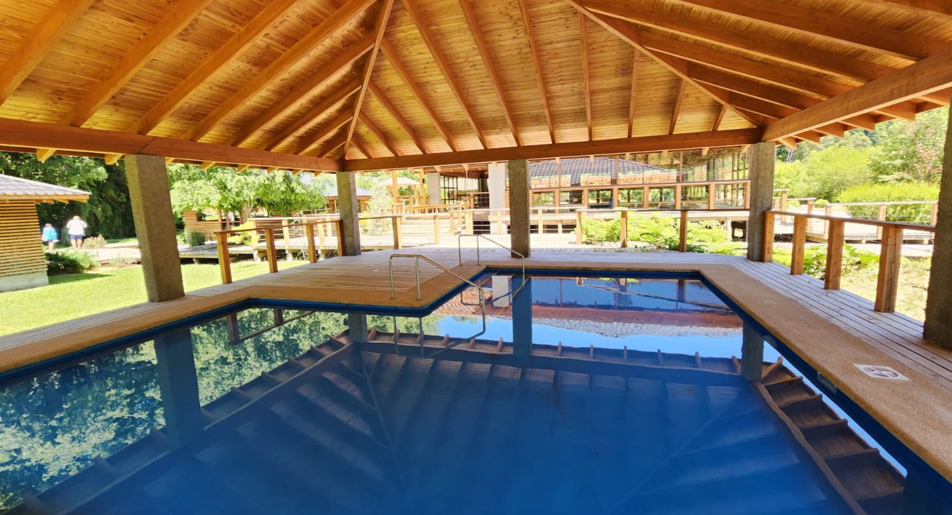 termas en pucon piscina semi techada